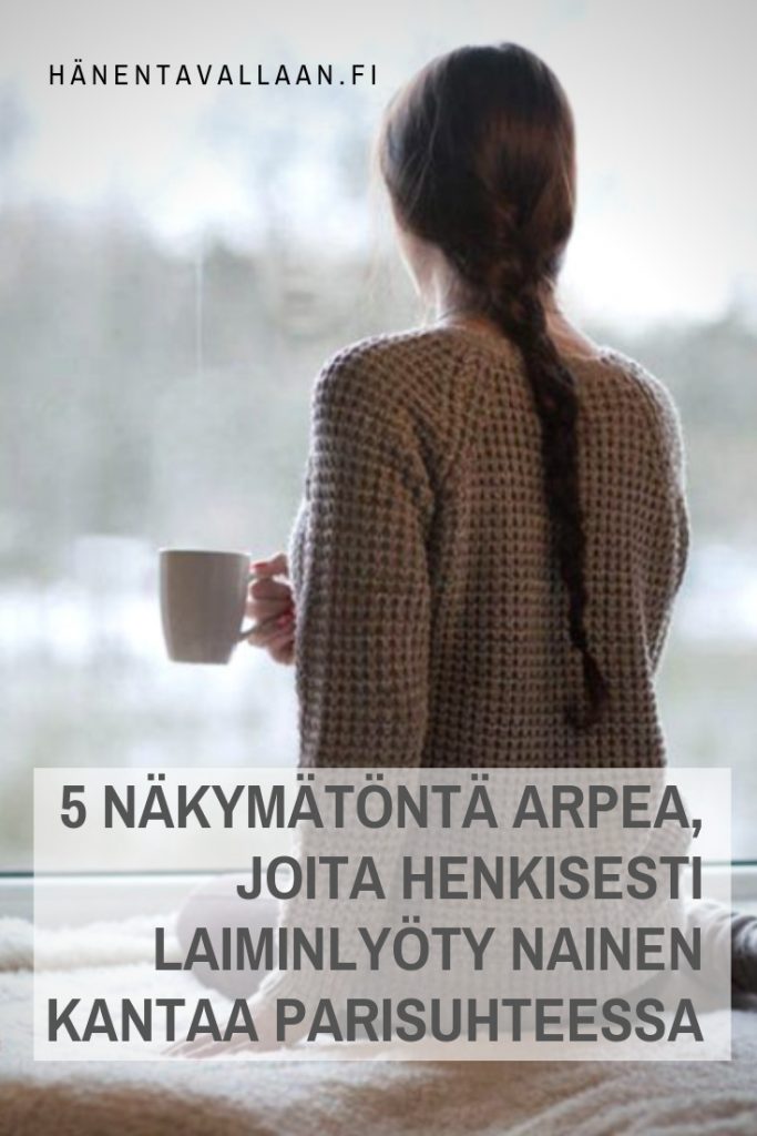5 Näkymätöntä Arpea, Joita Henkisesti Laiminlyöty Nainen Kantaa Parisuhteessa