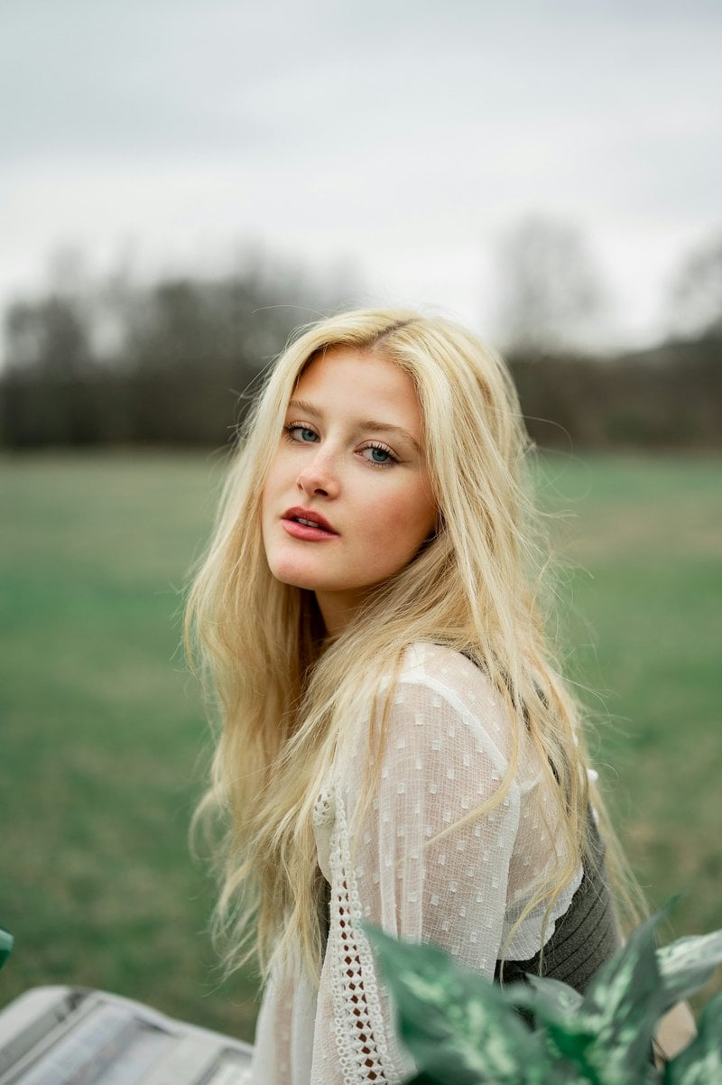 500+ White Woman Pictures | Download Free Images on Unsplash