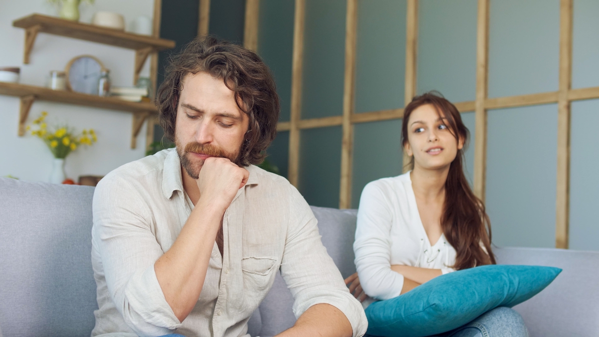 Hij Wil Geen Relatie, Maar Wel Contact: Dit Zijn De Redenen Hij Wil Geen Relatie, Maar Wel Contact: Dit Zijn De Redenen