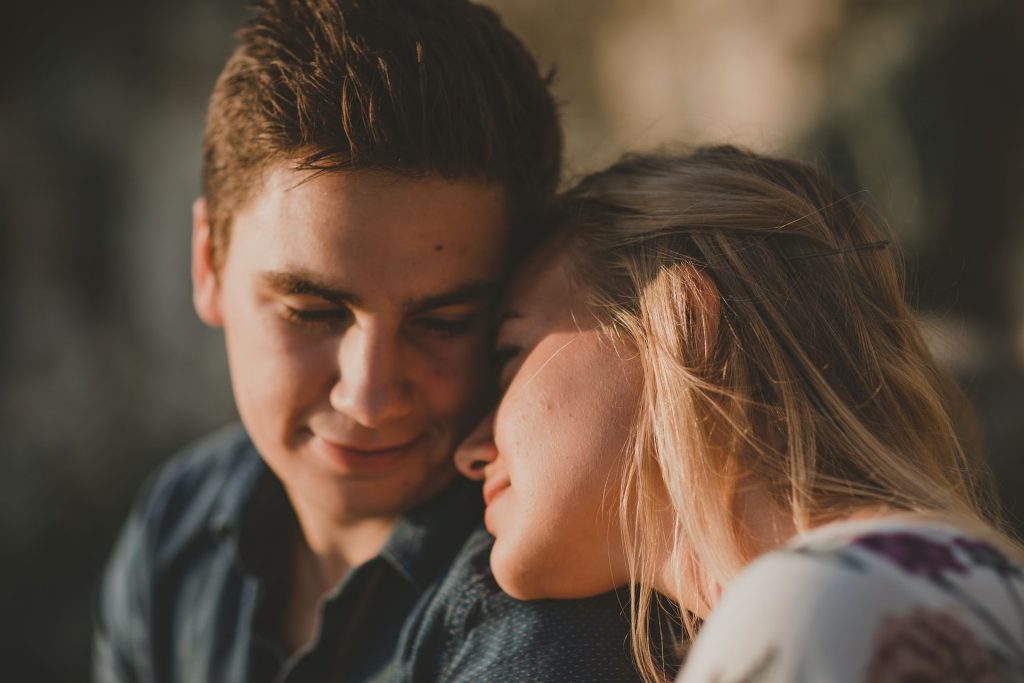 Alleen Een Echte Man Kan Een Emotionele Vrouw Aan