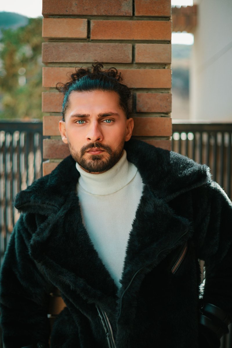 Stylish Portrait of a Man in Winter Fashion &middot; Free Stock Photo