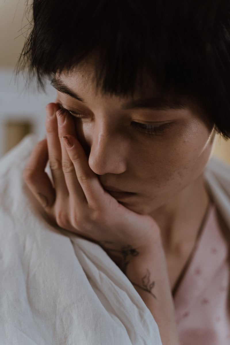 Sad Woman Photos, Download The BEST Free Sad Woman Stock Photos & HD Images